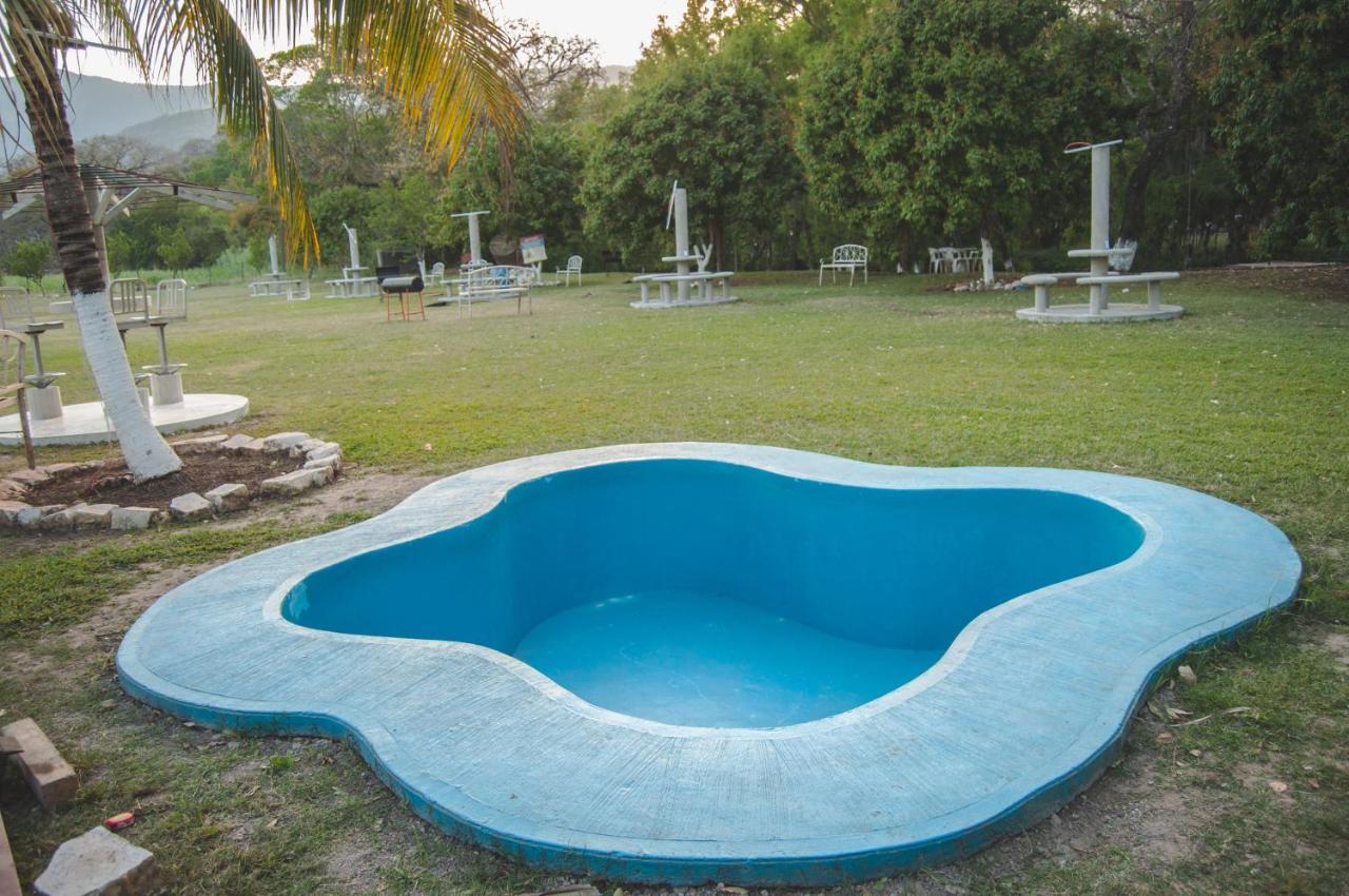 Hotel Y Restaurante El Texano Tamasopo Luaran gambar
