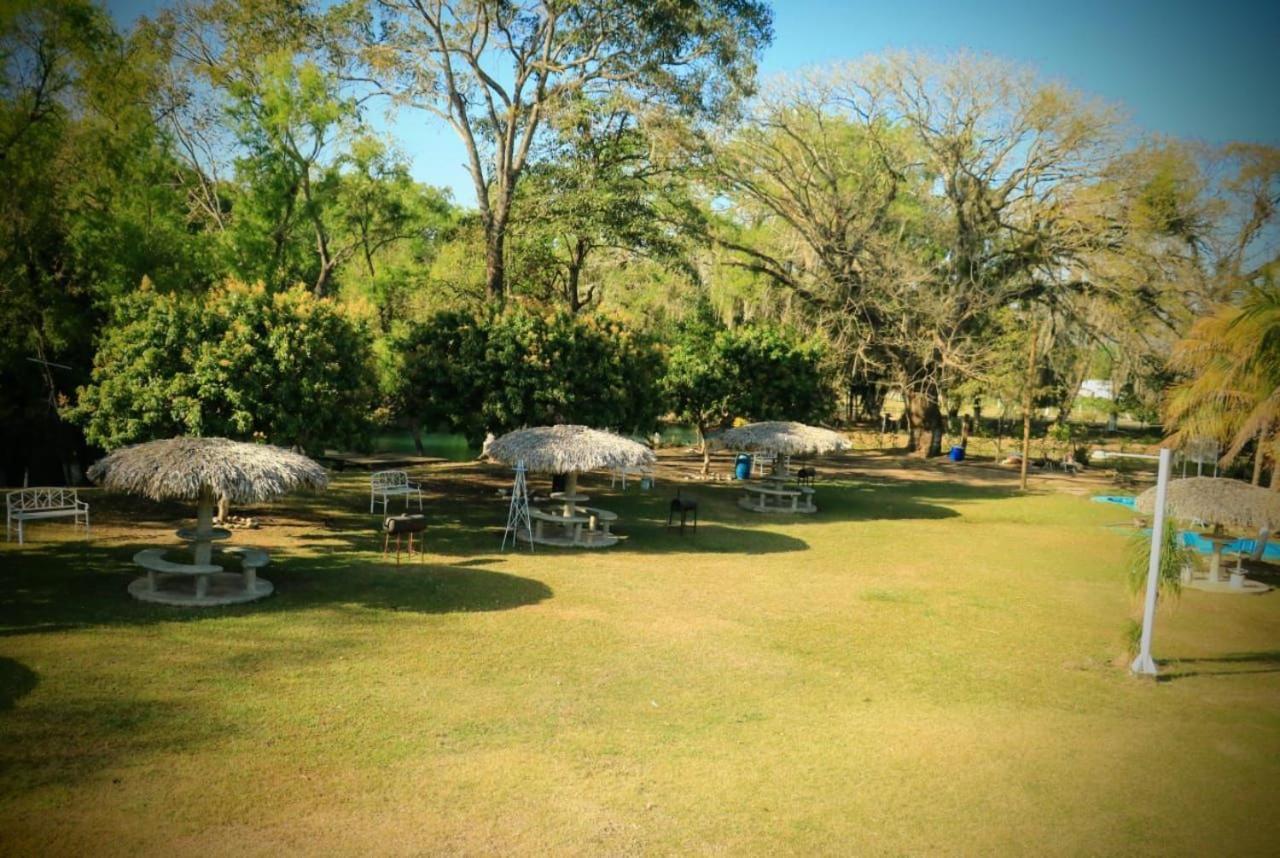 Hotel Y Restaurante El Texano Tamasopo Luaran gambar